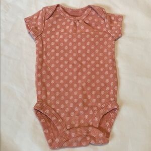 “Bundle 10/$13” Carter's newborn girl Peach Floral short sleeve Bodysuit